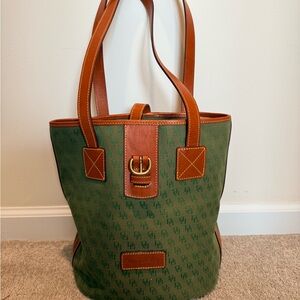 Dooney & Bourke Green Signature Monogram Canvas & Leather Tote
